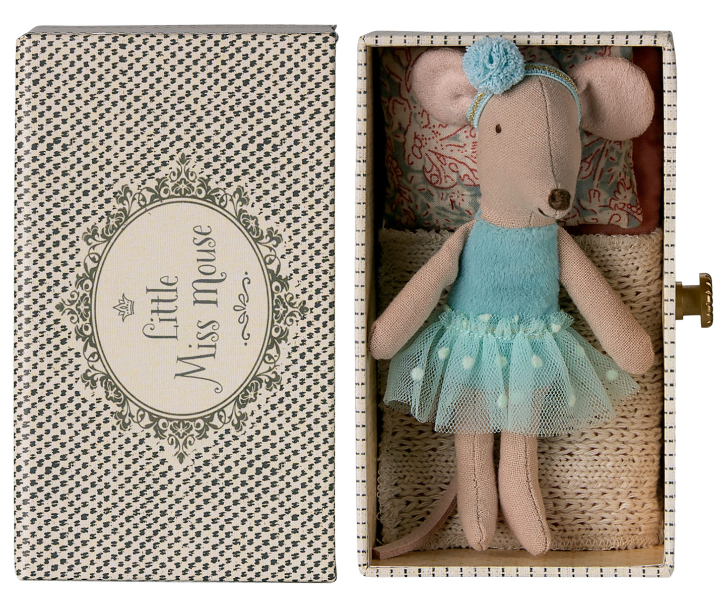 Topina ballerina nel lettino