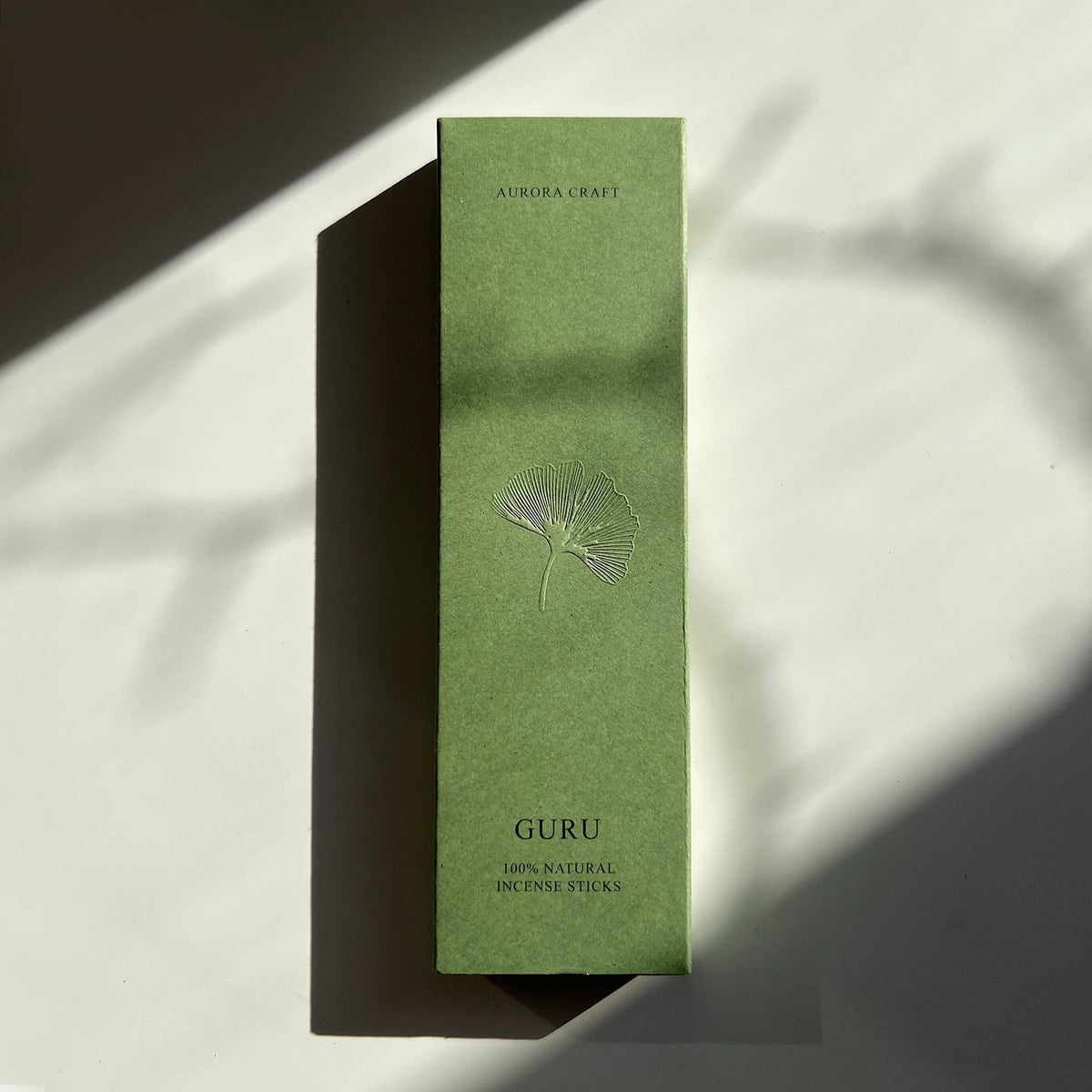 Guru - Incenso naturale (Palo Santo, cannella, chiodi di garofano, arancia)