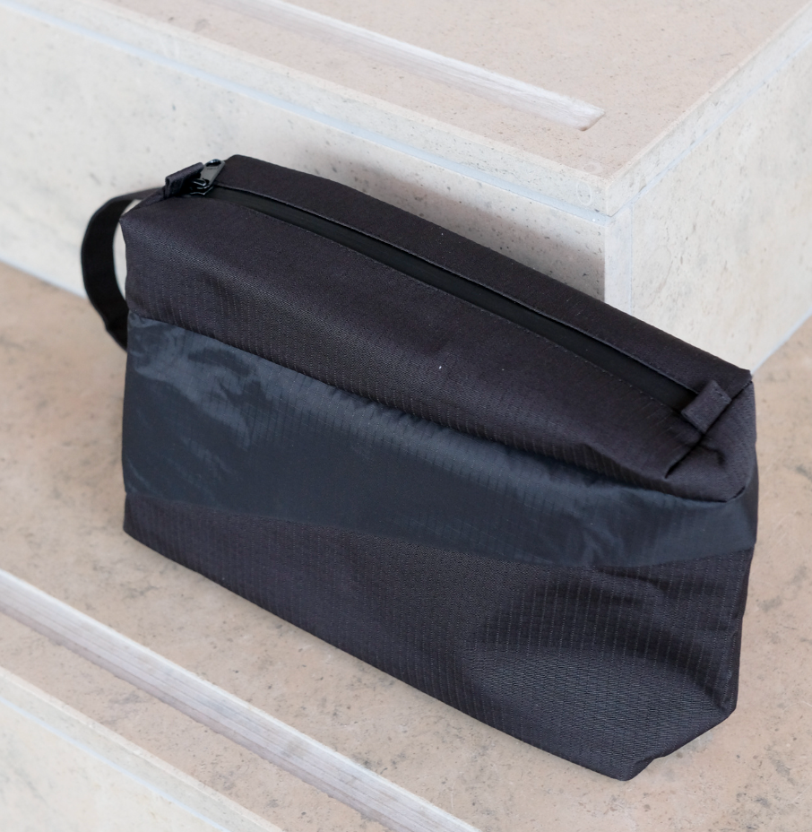 Bum Bag M - Black & Black